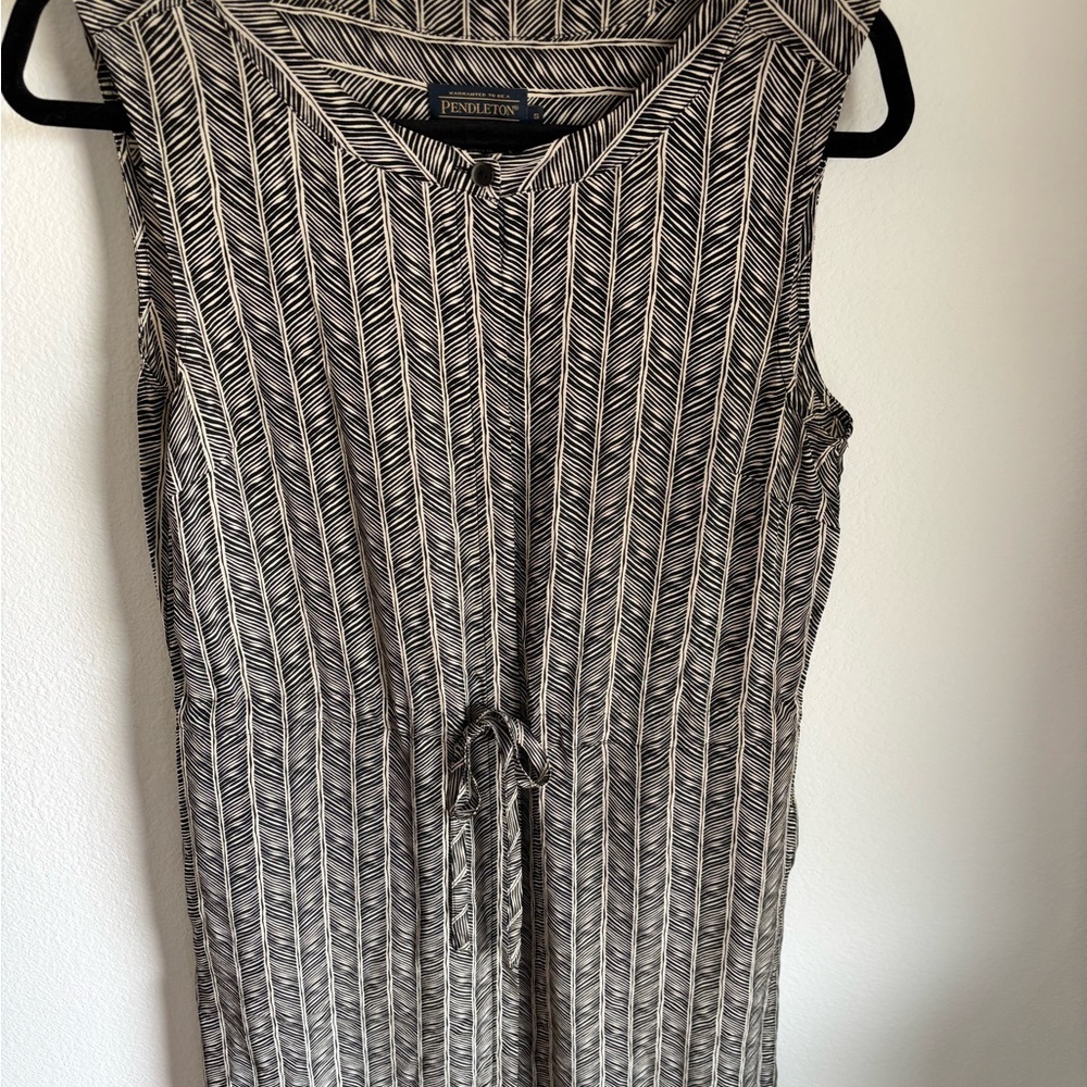 Pendleton Black and White Patterned Midi dress in… - image 2